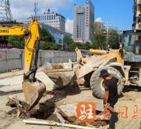 大鸡巴操护士小骚逼高温下的坚守｜道路建设者用汗水铺就畅通路